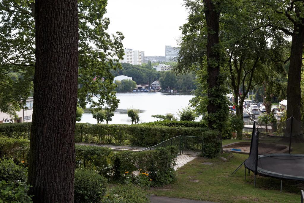 Wassersport-Appartements Am Stoessensee Berlin Bagian luar foto