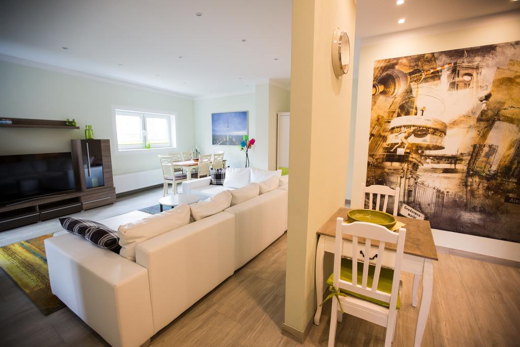 Wassersport-Appartements Am Stoessensee Berlin Bagian luar foto
